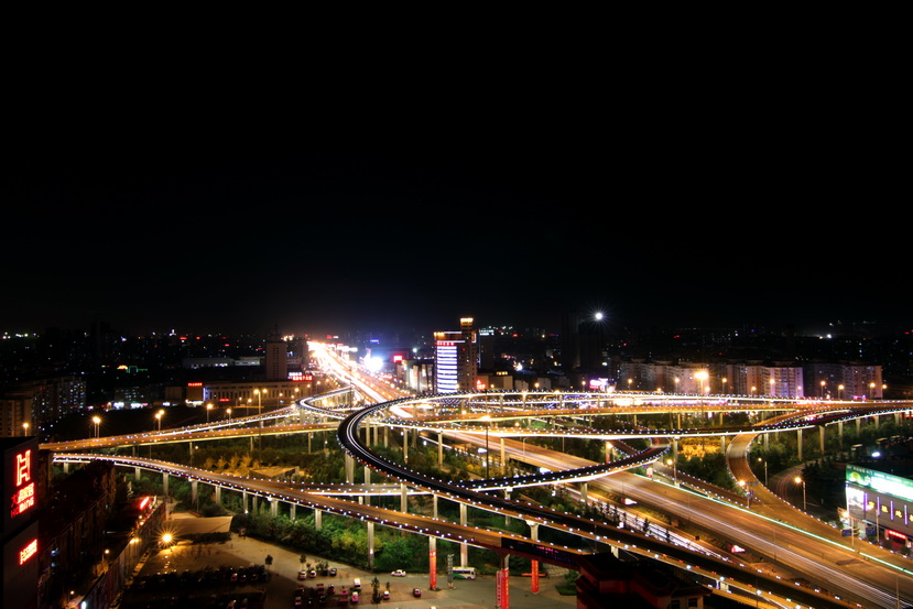 北園大街高架橋道路及環境建設亮化工程-市政亮化